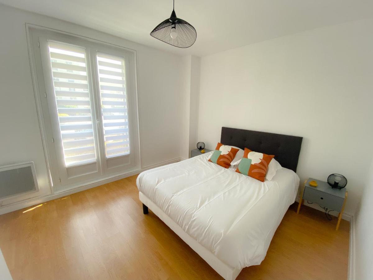Le Familial Appartement Calais Buitenkant foto